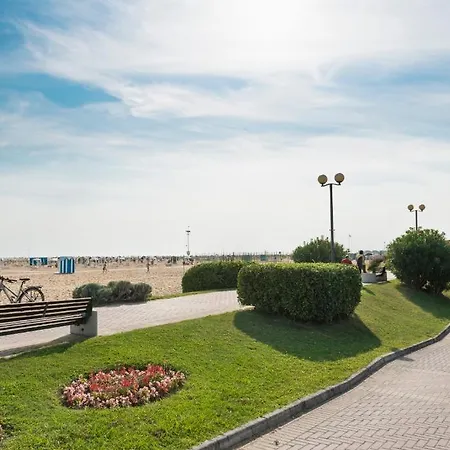Aurora Lägenhetshotell Bibione