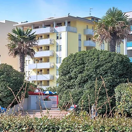 Aurora 3*