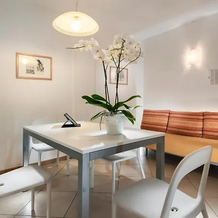 Aurora Μπιμπιόνε